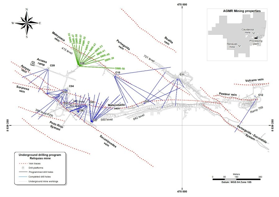 Fig.1: Plan view of underground drilling program at the Reliquias silver mine, showing traces of drill holes completed in 2022 (in blue). The twelve holes reported in this release are labelled and highlighted in bold green lines. Additionally, underground workings, main mineralized veins, and drill platforms are displayed. Inset map shows Reliquias property block with locations of both silver mines and the processing plant. (CNW Group/Silver Mountain Resources Inc.)