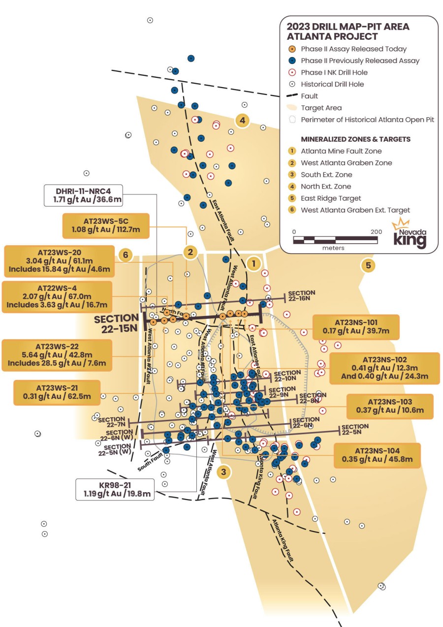 Figure 1. Location map for holes reported in this news release along drill section22-15N relative to the perimeter of the historical Atlanta Pit and footprint of the Gustavson 2020 NI 43-101 resource.  Shallow drillholes on the mine dumps have been removed from the plot for clarity. (CNW Group/Nevada King Gold Corp.)