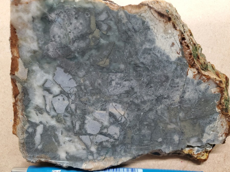 Image showing strongly silicified and pyritic basalt subsequently brecciated and veined by a second phase of quartz and pyrite. Some veinlets show faint colliform-crustiform banding indicative of low sulphidation epithermal gold systems (CNW Group/Northern Shield Resources Inc.)