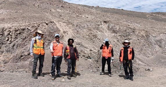 Super Copper geology team at property (CNW Group/Super Copper Corp.)
