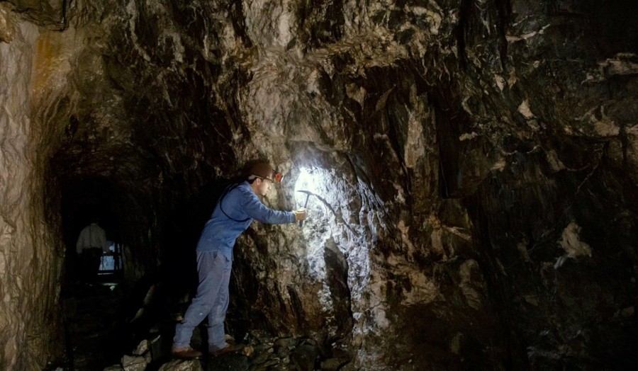 Figure 1 – Golden Hill Property. The core of the property extends from La Escarcha to Brownfield where multiple quartz veins define a 4 km long trend – many with surface workings. Recent mapping by the company has defined numerous other veins. Underground development at La Escarcha extends approximately 90 m vertical. (CNW Group/Mantaro Precious Metals Corp.)