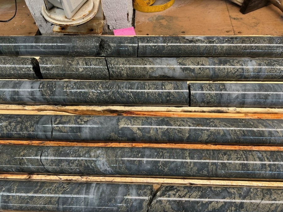 Ironwood Mineralized Core – Hole SIW-24-04