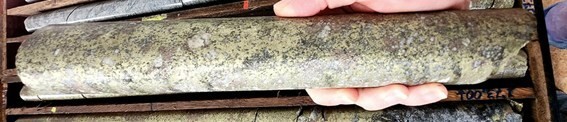 Bravo Mining Intersects High-Grade IOCG-Style Massive Sulphide Copper-Gold Mineralization in Drill Testing of Luanga EM targets - Vimarsana News